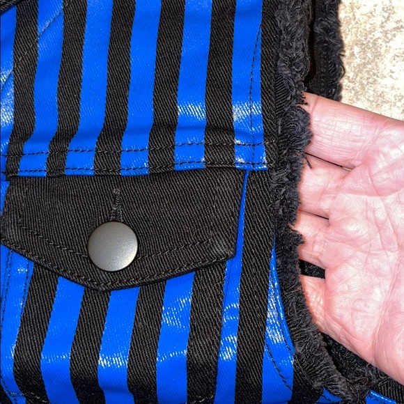 Black & Blue Striped Vest Brand New - Picture 6 of 7